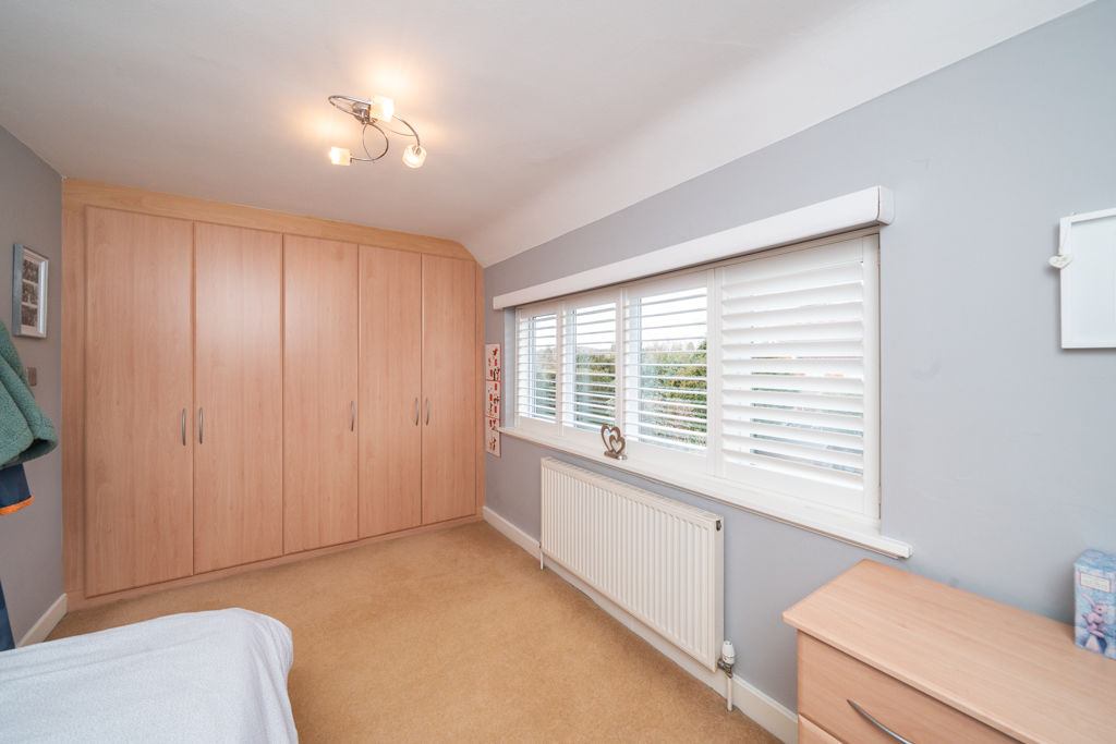 Bedroom- click for photo gallery